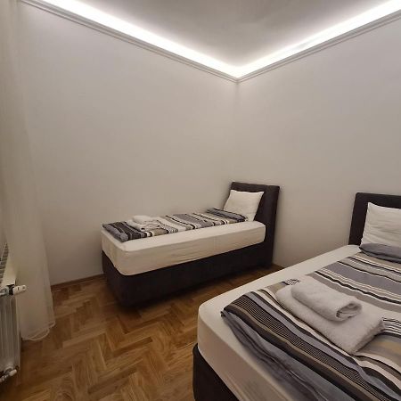 Crown Apartment - Your Most Comfortable Stay Belgrade Luaran gambar