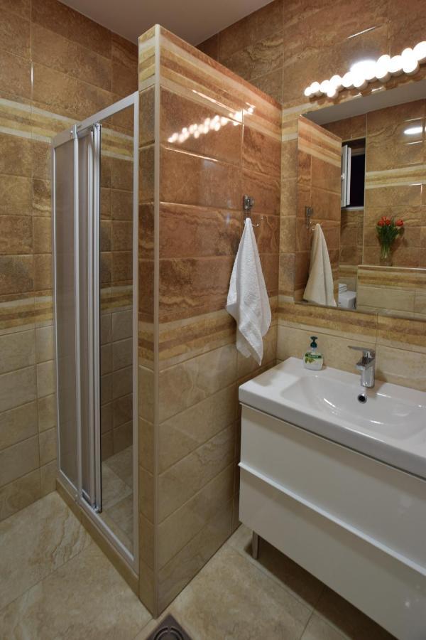 Crown Apartment - Your Most Comfortable Stay Belgrade Luaran gambar