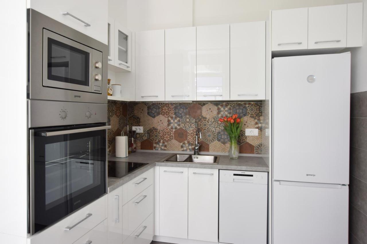Crown Apartment - Your Most Comfortable Stay Belgrade Luaran gambar